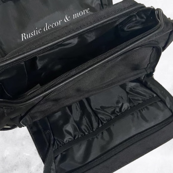 Monat Black Travel Bag - Picture 4 of 6